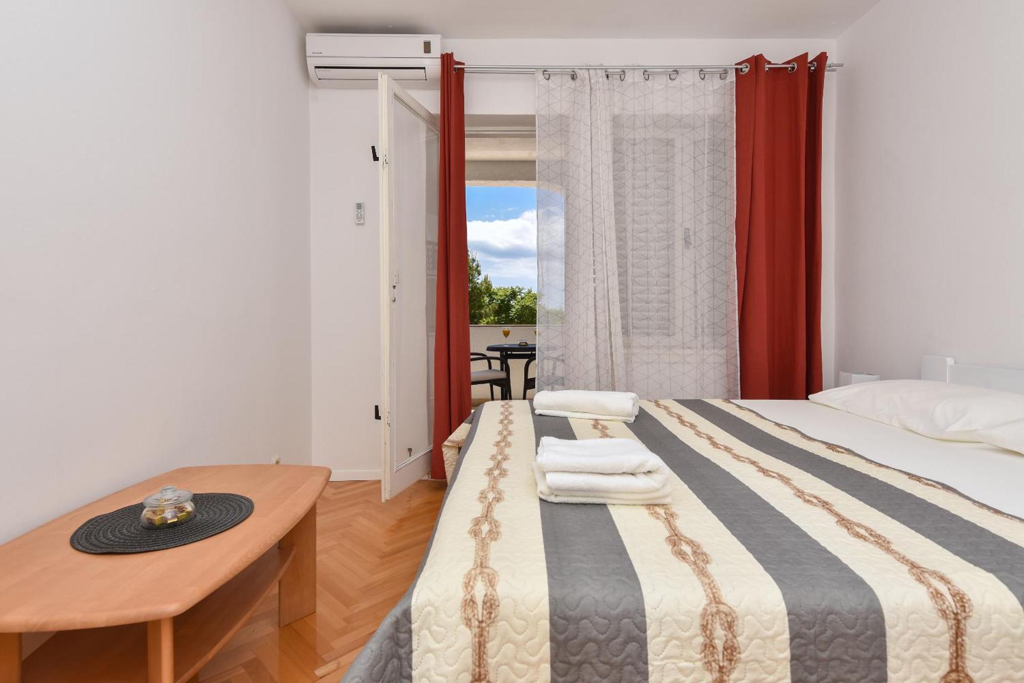 House Santro Apartment Baska Voda Exterior photo