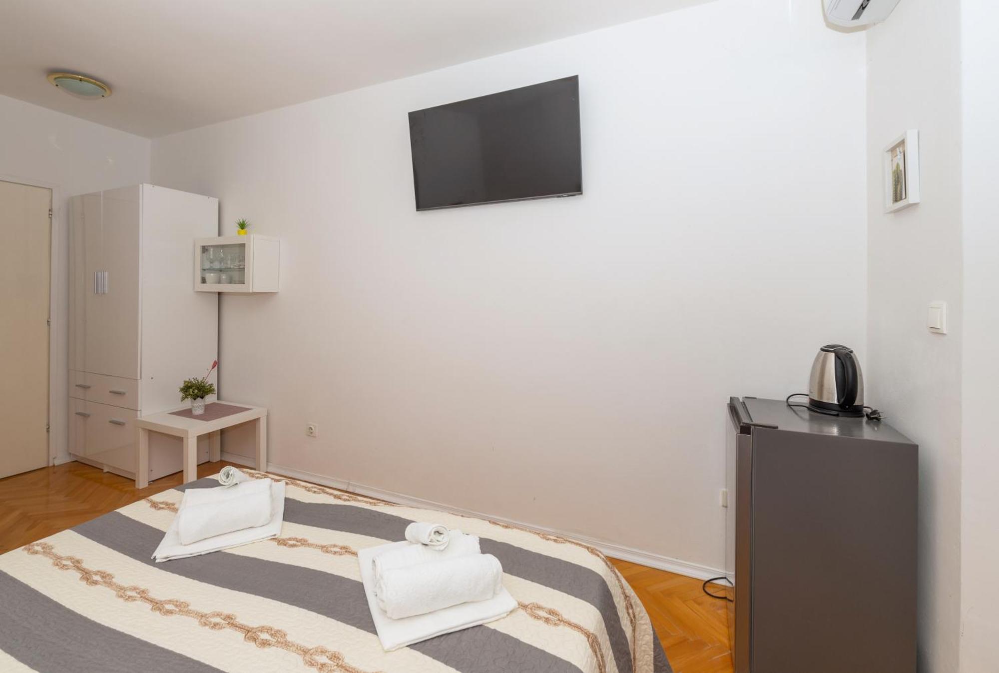 House Santro Apartment Baska Voda Exterior photo
